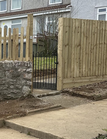 fencing-plymouth-devon-fencing-saltash-cornwall-fencing-south-hams-fencing-tavistock-fencing-ivybridge-fencing-sherford