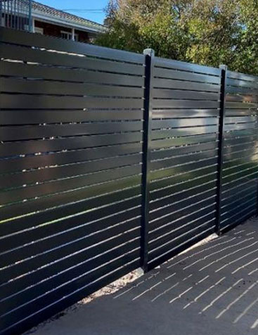 fencing-plymouth-devon-fencing-saltash-cornwall-fencing-south-hams-fencing-tavistock-fencing-ivybridge-fencing-sherford