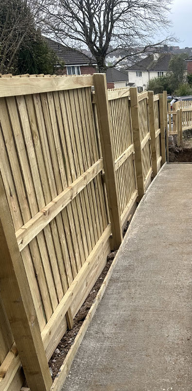fencing-plymouth-devon-fencing-saltash-cornwall-fencing-south-hams-fencing-tavistock-fencing-ivybridge-fencing-sherford